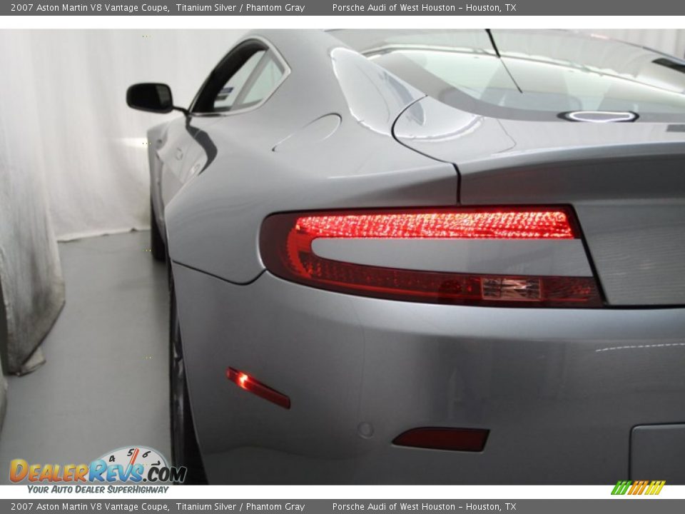 2007 Aston Martin V8 Vantage Coupe Titanium Silver / Phantom Gray Photo #9