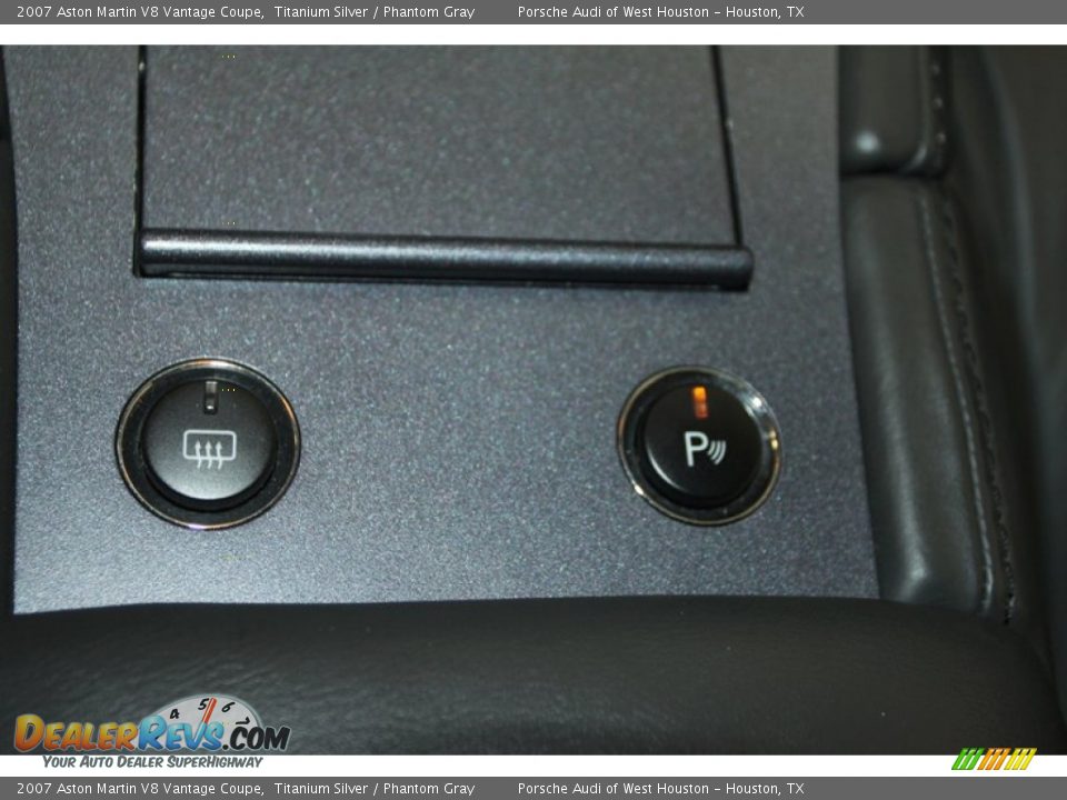 2007 Aston Martin V8 Vantage Coupe Titanium Silver / Phantom Gray Photo #33