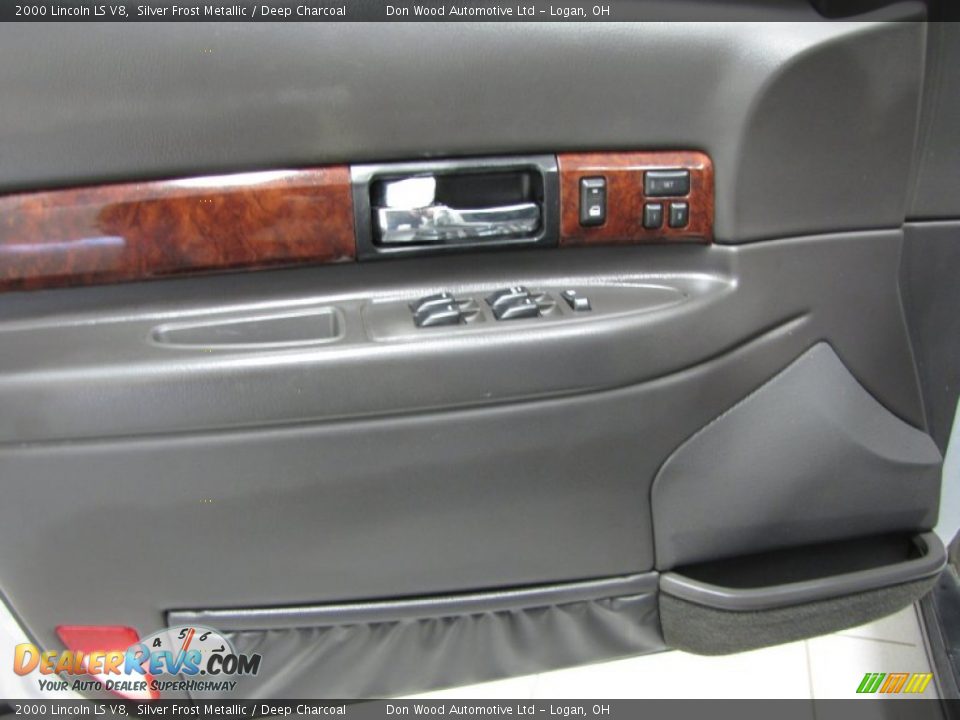 2000 Lincoln LS V8 Silver Frost Metallic / Deep Charcoal Photo #9