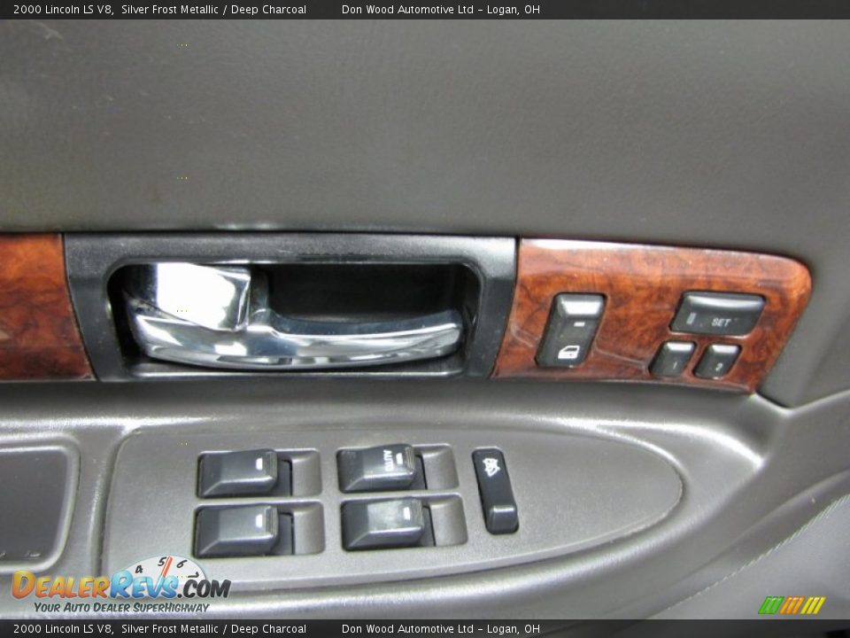2000 Lincoln LS V8 Silver Frost Metallic / Deep Charcoal Photo #10