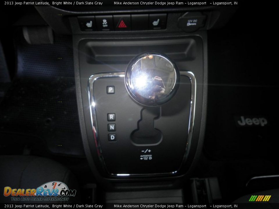 2013 Jeep Patriot Latitude Bright White / Dark Slate Gray Photo #8