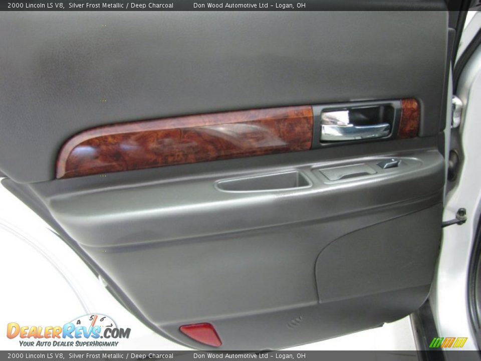 2000 Lincoln LS V8 Silver Frost Metallic / Deep Charcoal Photo #11