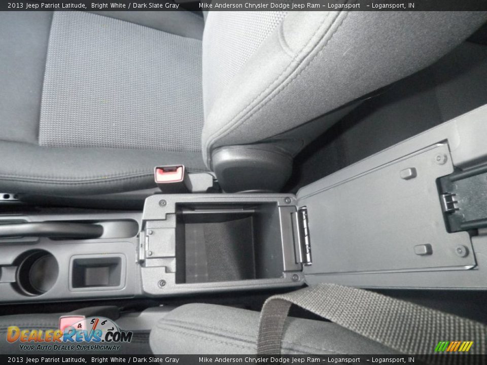 2013 Jeep Patriot Latitude Bright White / Dark Slate Gray Photo #10