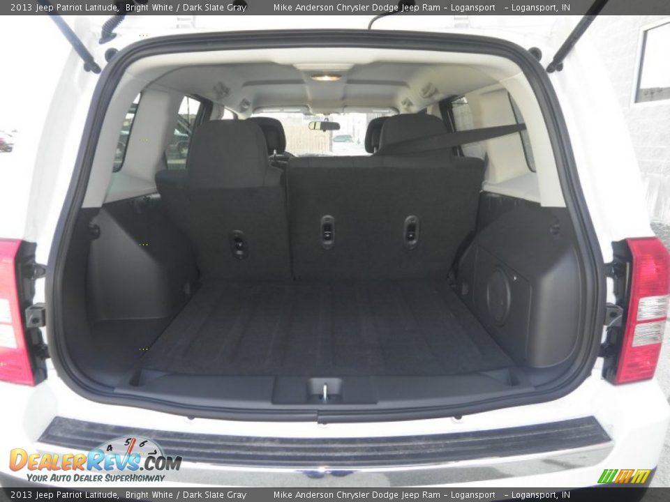 2013 Jeep Patriot Latitude Bright White / Dark Slate Gray Photo #11