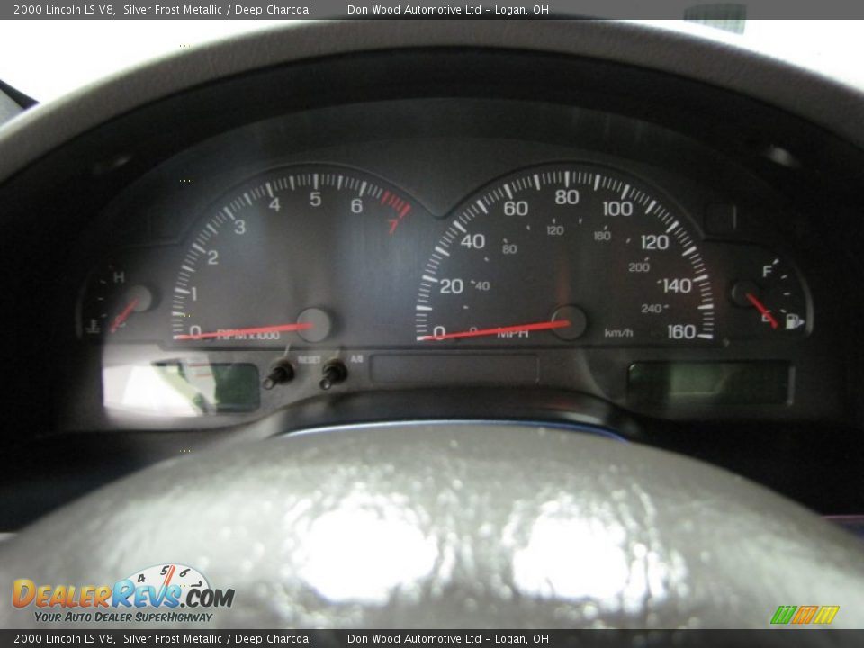 2000 Lincoln LS V8 Silver Frost Metallic / Deep Charcoal Photo #18