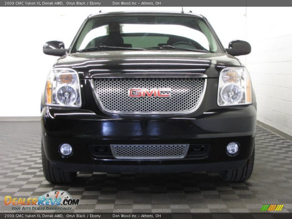 2009 GMC Yukon XL Denali AWD Onyx Black / Ebony Photo #2