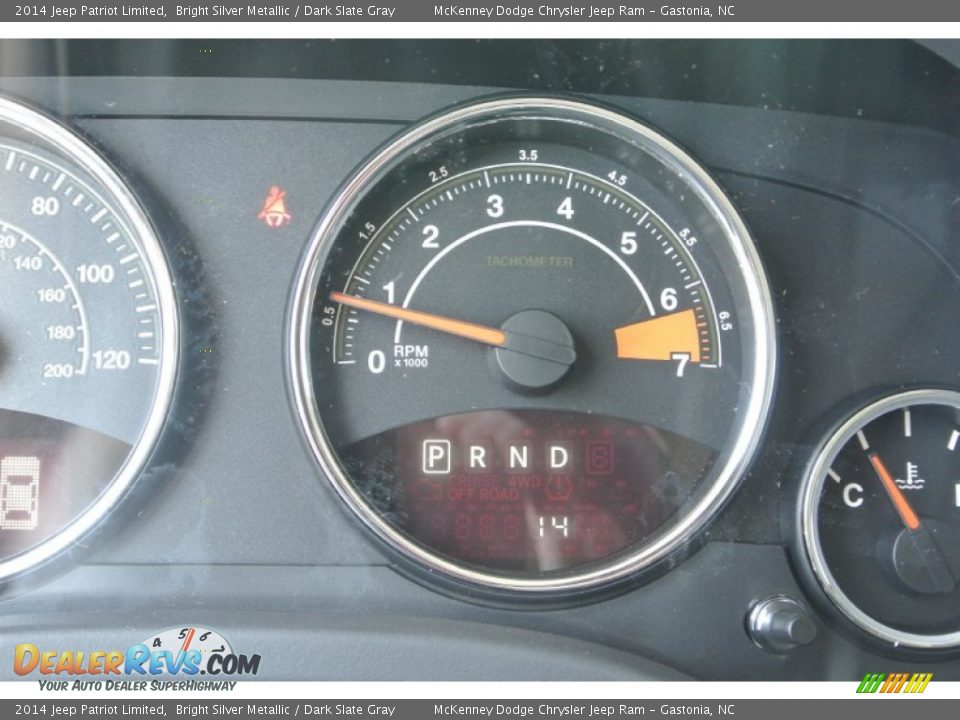 2014 Jeep Patriot Limited Bright Silver Metallic / Dark Slate Gray Photo #16
