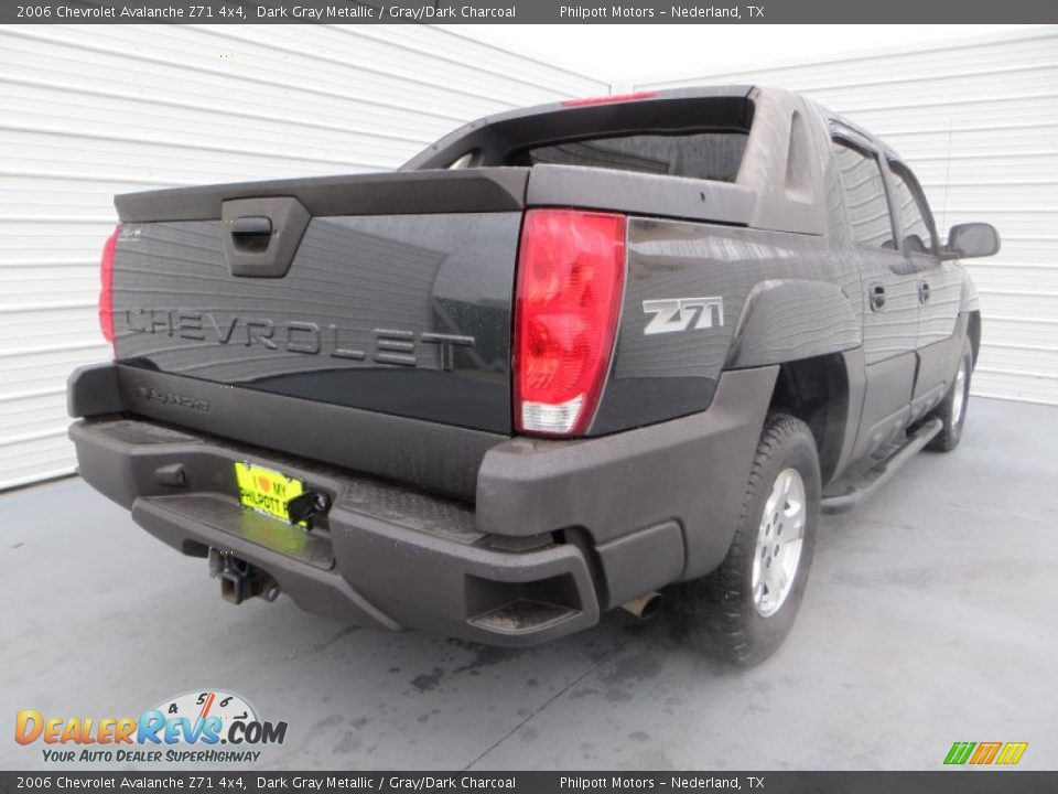 2006 Chevrolet Avalanche Z71 4x4 Dark Gray Metallic / Gray/Dark Charcoal Photo #4