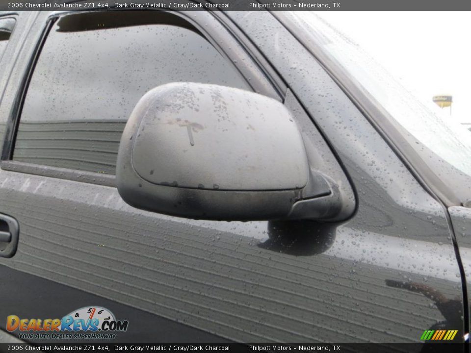 2006 Chevrolet Avalanche Z71 4x4 Dark Gray Metallic / Gray/Dark Charcoal Photo #15
