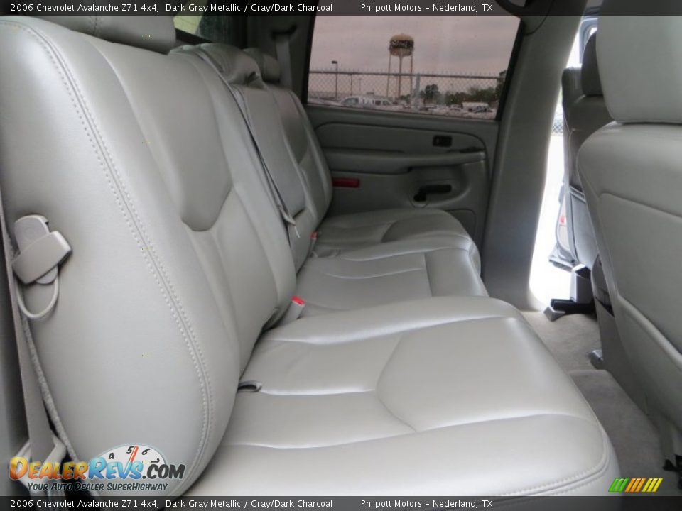2006 Chevrolet Avalanche Z71 4x4 Dark Gray Metallic / Gray/Dark Charcoal Photo #27