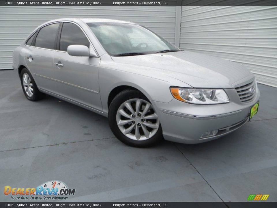 Front 3/4 View of 2006 Hyundai Azera Limited Photo #2