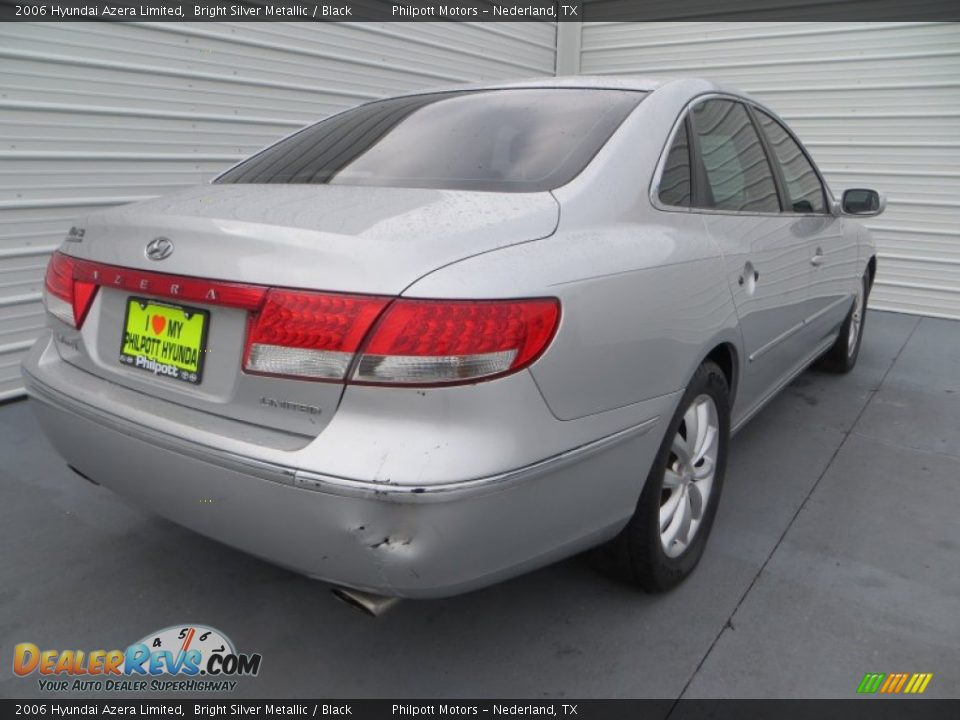 2006 Hyundai Azera Limited Bright Silver Metallic / Black Photo #4
