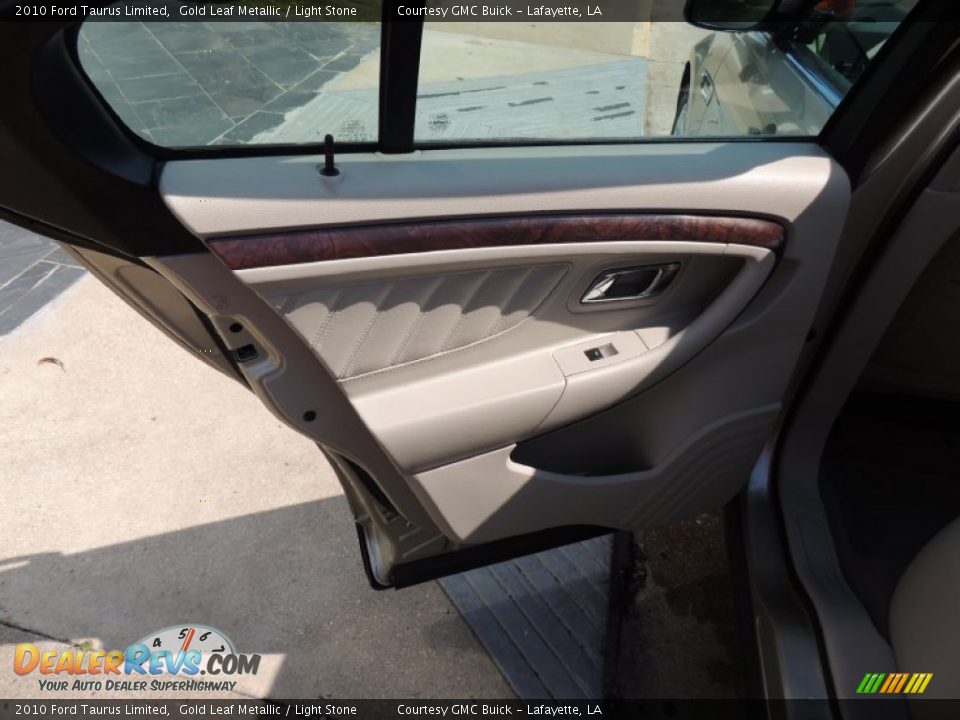 2010 Ford Taurus Limited Gold Leaf Metallic / Light Stone Photo #11