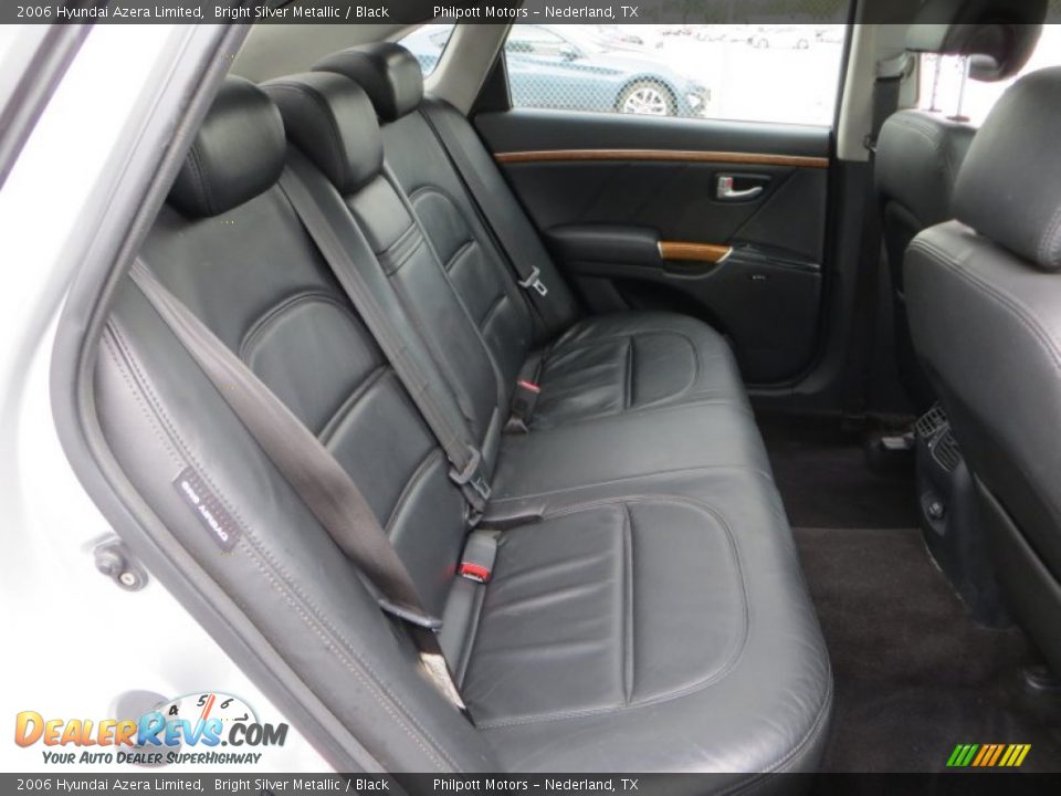 2006 Hyundai Azera Limited Bright Silver Metallic / Black Photo #28