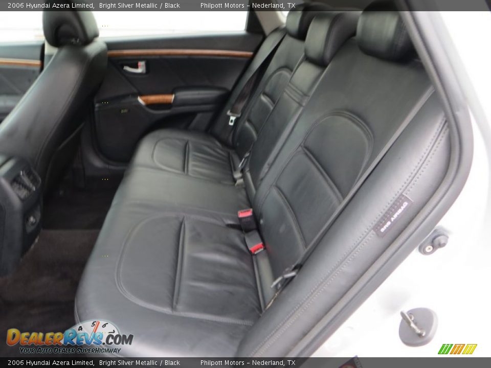 2006 Hyundai Azera Limited Bright Silver Metallic / Black Photo #30