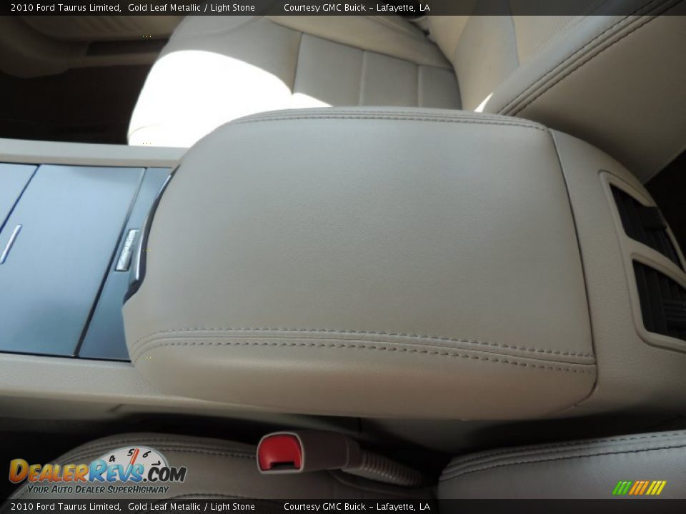 2010 Ford Taurus Limited Gold Leaf Metallic / Light Stone Photo #21