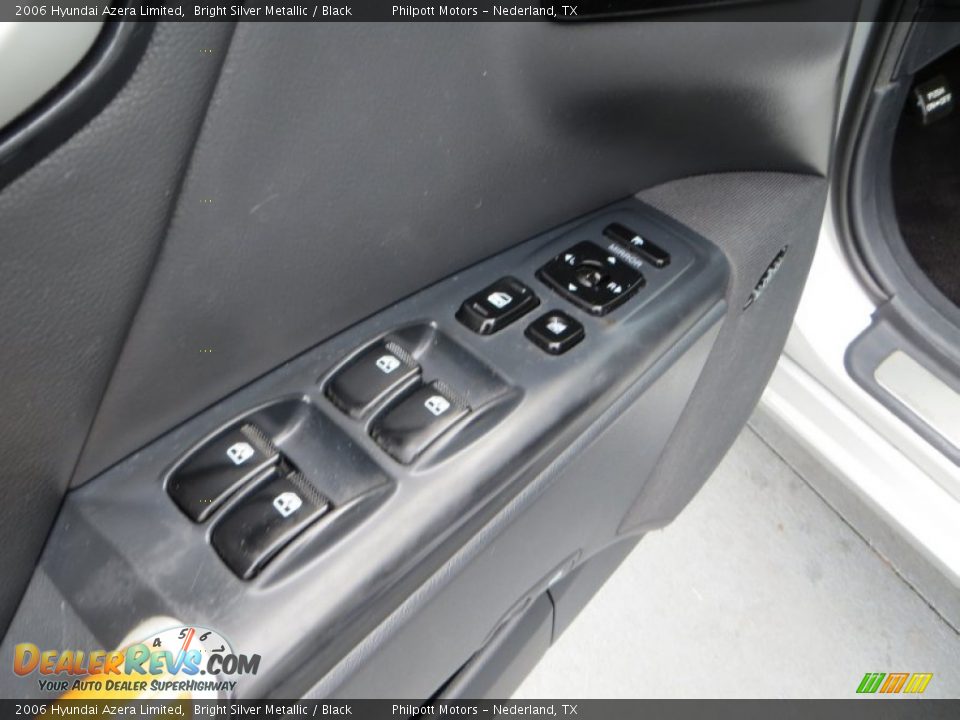 2006 Hyundai Azera Limited Bright Silver Metallic / Black Photo #33