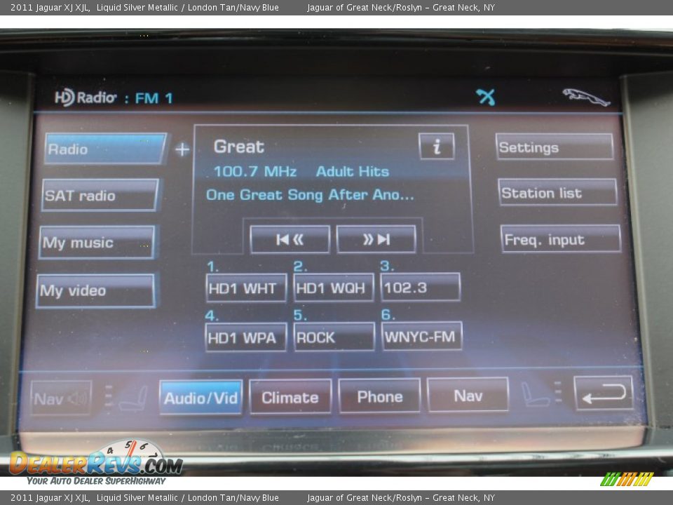 2011 Jaguar XJ XJL Liquid Silver Metallic / London Tan/Navy Blue Photo #23