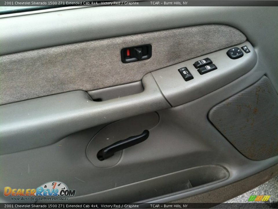 2001 Chevrolet Silverado 1500 Z71 Extended Cab 4x4 Victory Red / Graphite Photo #9