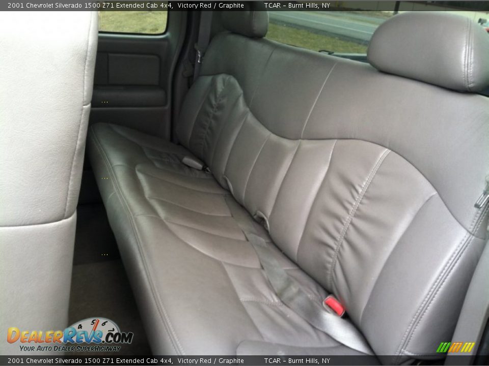 2001 Chevrolet Silverado 1500 Z71 Extended Cab 4x4 Victory Red / Graphite Photo #12