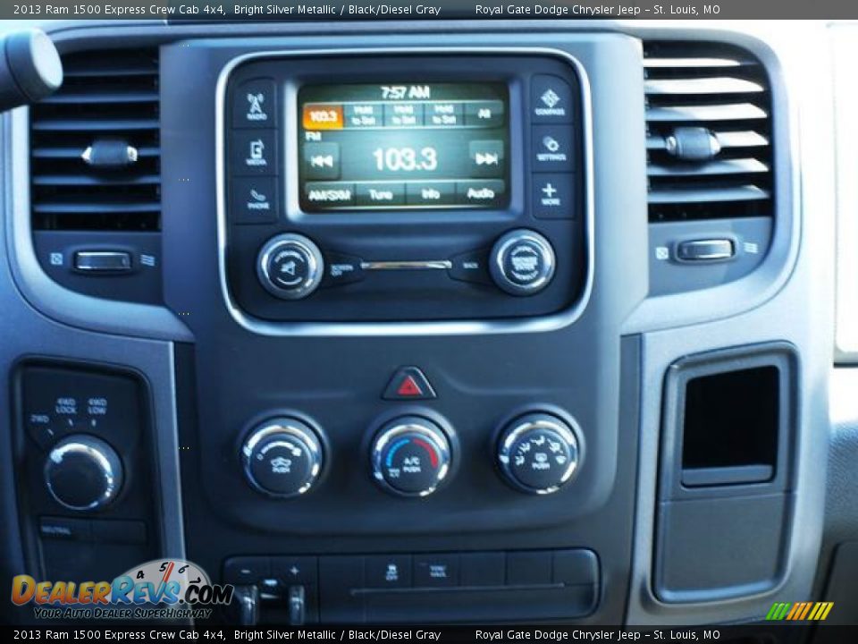 2013 Ram 1500 Express Crew Cab 4x4 Bright Silver Metallic / Black/Diesel Gray Photo #6
