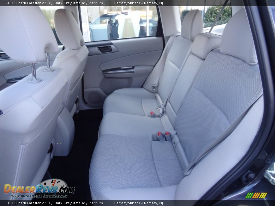 2013 Subaru Forester 2.5 X Dark Gray Metallic / Platinum Photo #16
