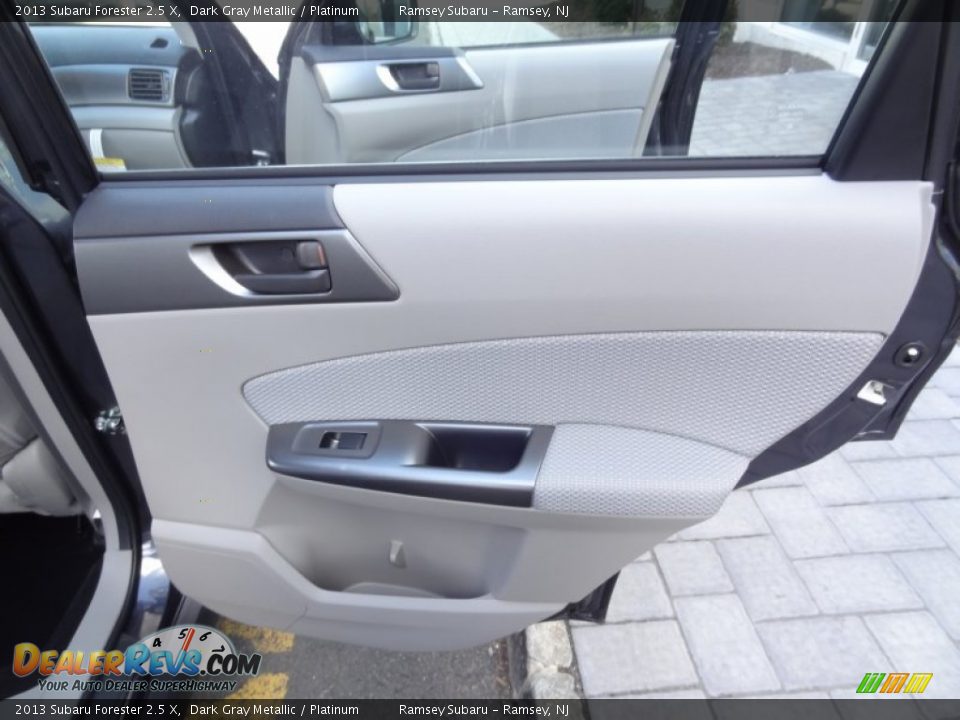 2013 Subaru Forester 2.5 X Dark Gray Metallic / Platinum Photo #26