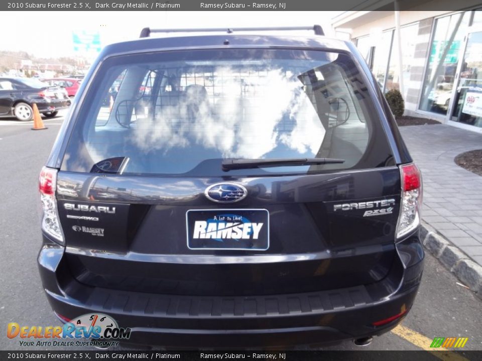 2010 Subaru Forester 2.5 X Dark Gray Metallic / Platinum Photo #6