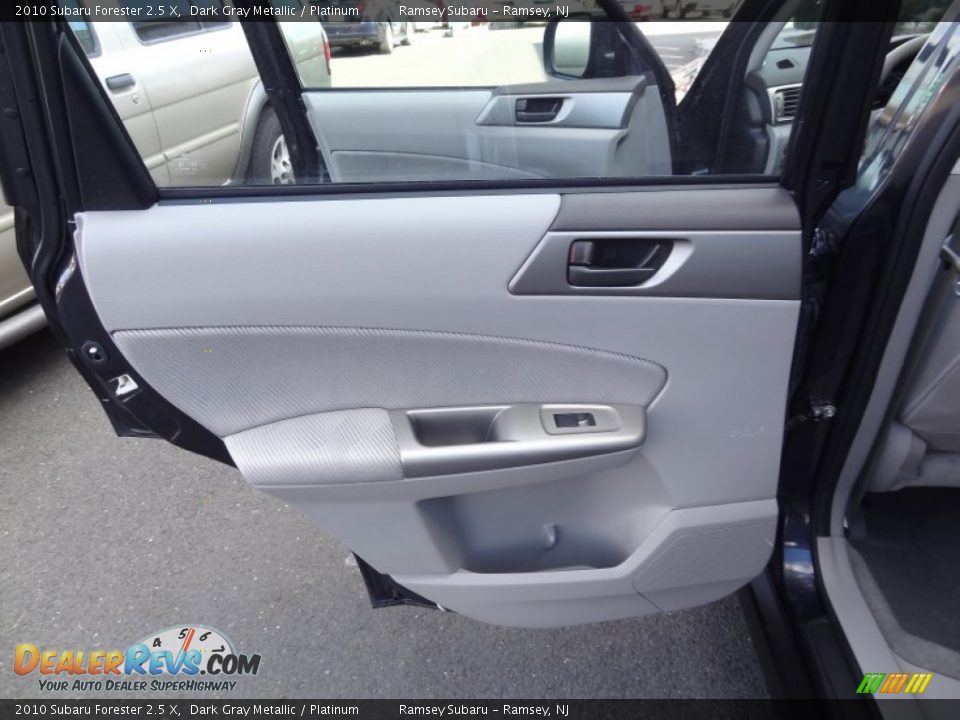 2010 Subaru Forester 2.5 X Dark Gray Metallic / Platinum Photo #28
