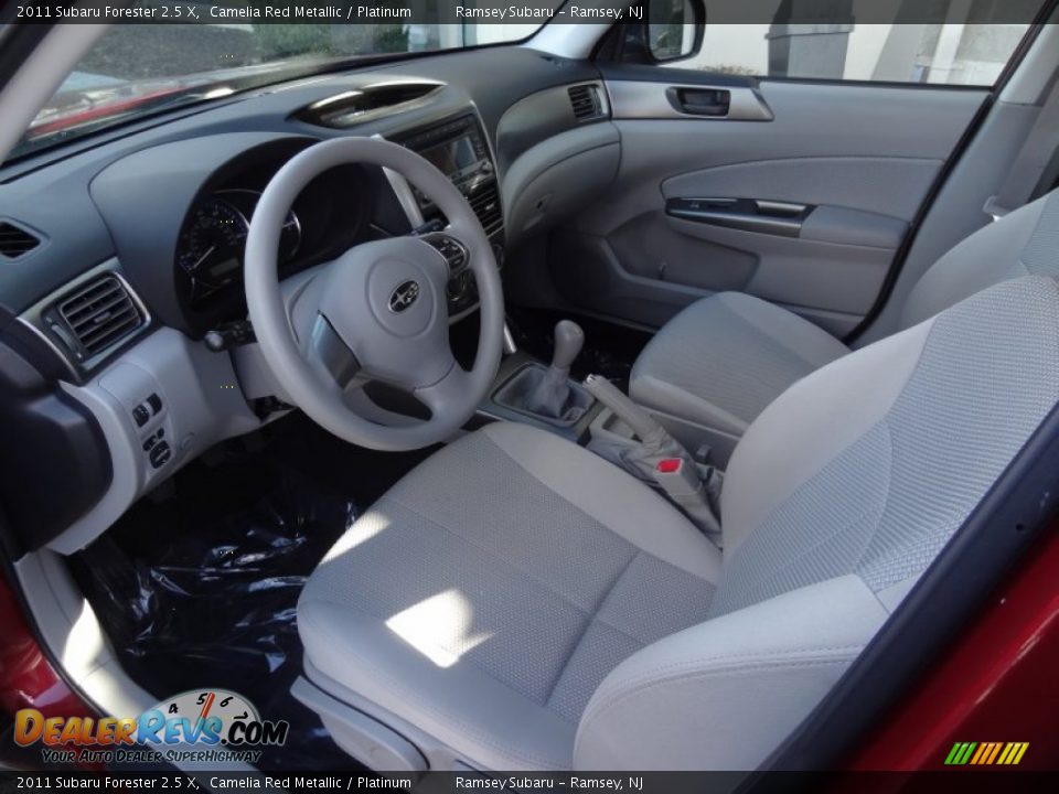 2011 Subaru Forester 2.5 X Camelia Red Metallic / Platinum Photo #14