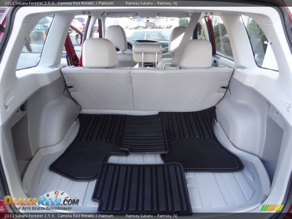 2011 Subaru Forester 2.5 X Camelia Red Metallic / Platinum Photo #19