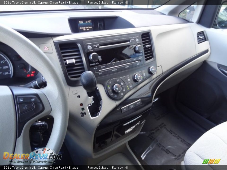 Controls of 2011 Toyota Sienna LE Photo #32