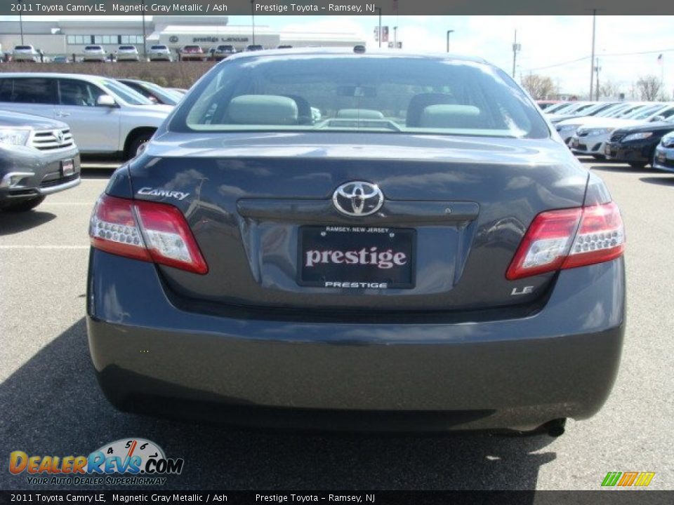 2011 Toyota Camry LE Magnetic Gray Metallic / Ash Photo #5