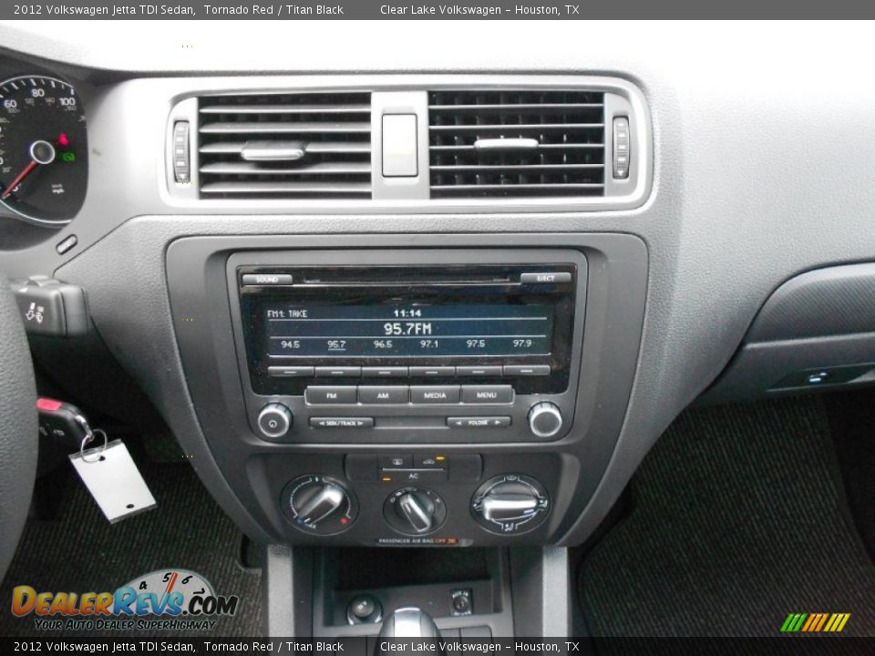 2012 Volkswagen Jetta TDI Sedan Tornado Red / Titan Black Photo #17