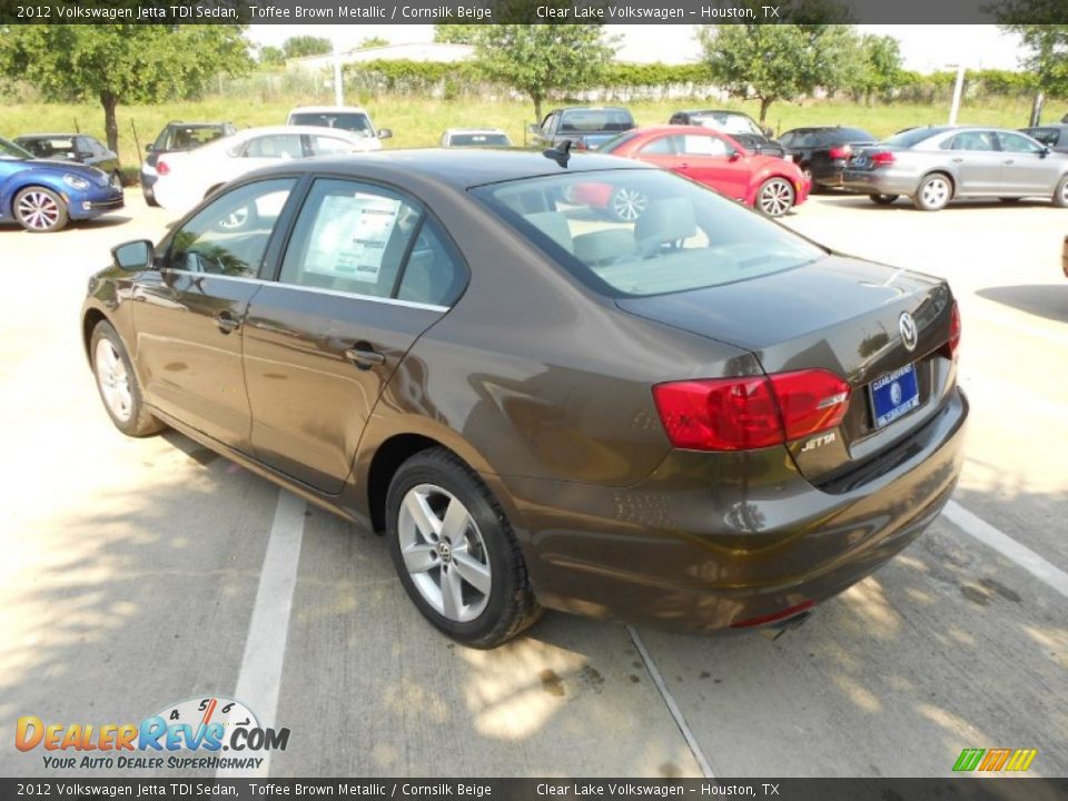 2012 Volkswagen Jetta TDI Sedan Toffee Brown Metallic / Cornsilk Beige Photo #5