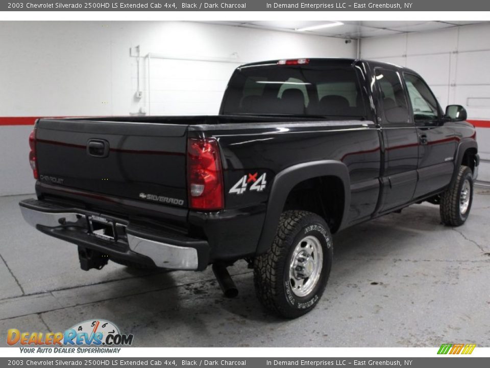 2003 Chevrolet Silverado 2500HD LS Extended Cab 4x4 Black / Dark Charcoal Photo #16