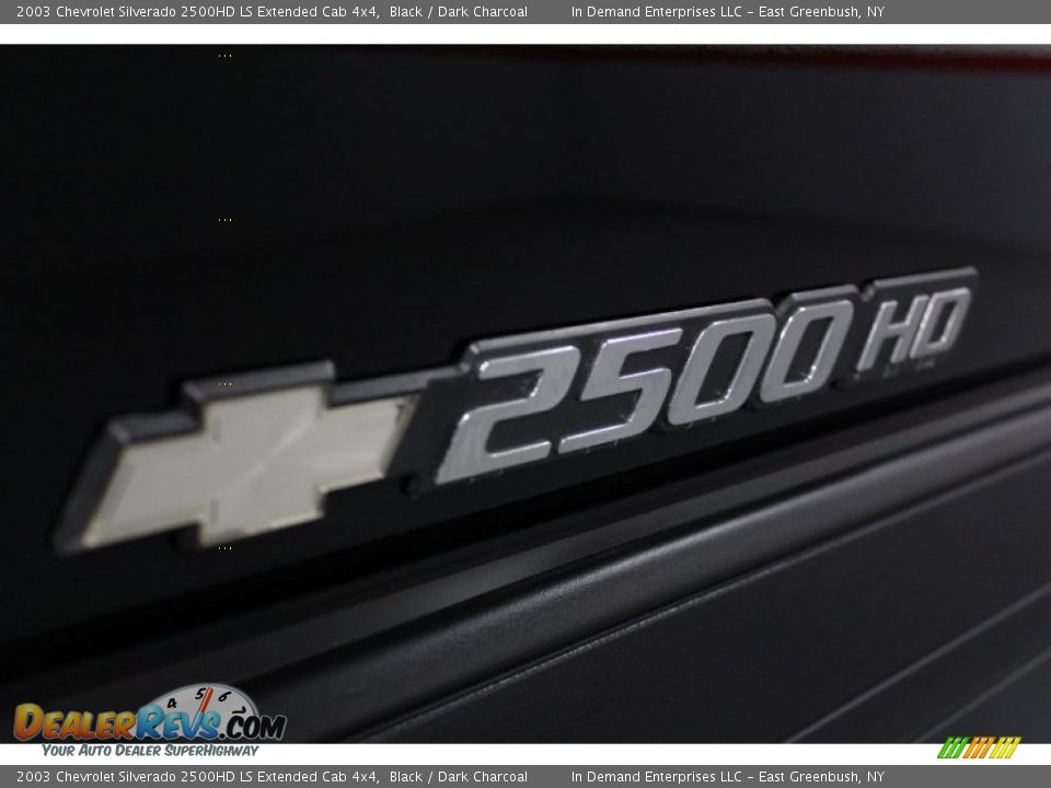 2003 Chevrolet Silverado 2500HD LS Extended Cab 4x4 Black / Dark Charcoal Photo #25
