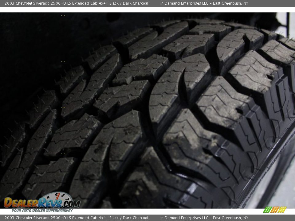 2003 Chevrolet Silverado 2500HD LS Extended Cab 4x4 Black / Dark Charcoal Photo #35