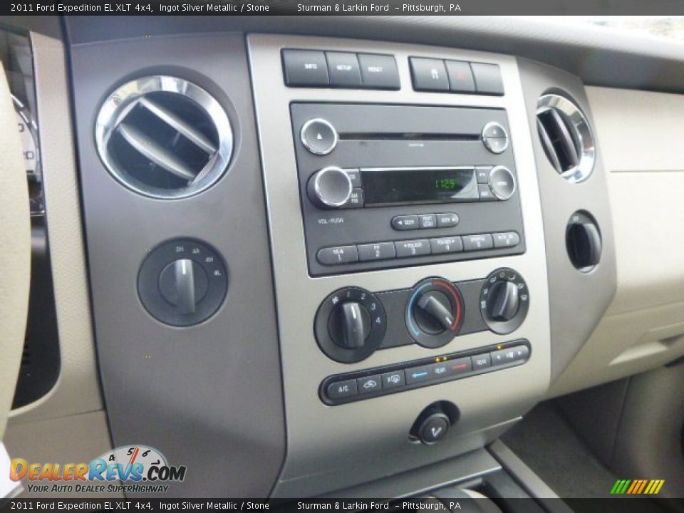 Controls of 2011 Ford Expedition EL XLT 4x4 Photo #13