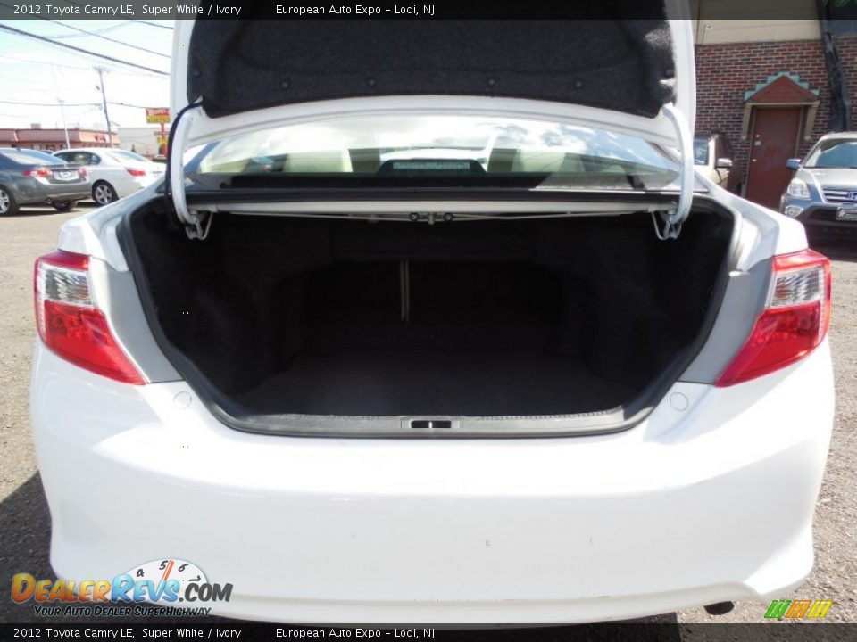 2012 Toyota Camry LE Super White / Ivory Photo #29