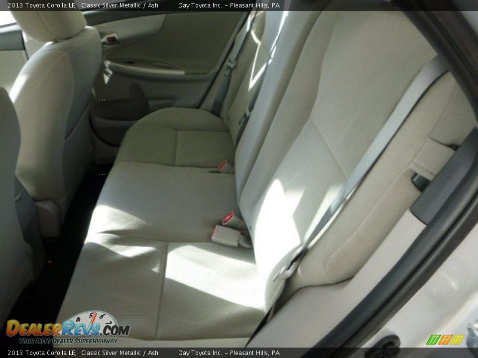 2013 Toyota Corolla LE Classic Silver Metallic / Ash Photo #14