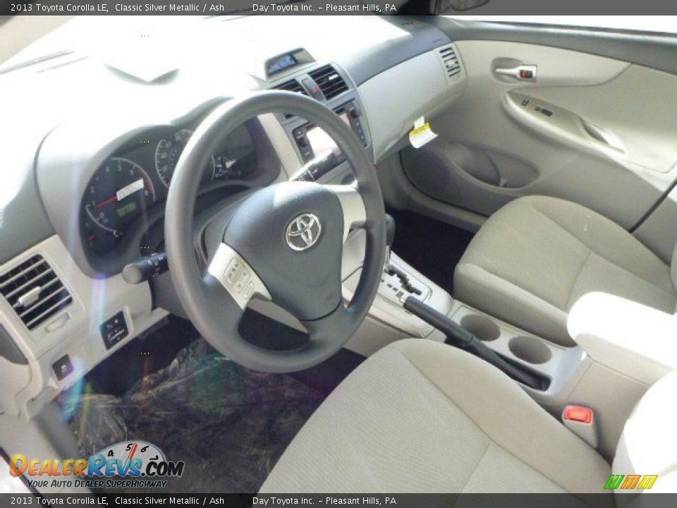 2013 Toyota Corolla LE Classic Silver Metallic / Ash Photo #17