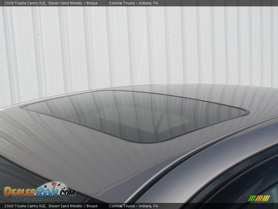 2009 Toyota Camry XLE Desert Sand Metallic / Bisque Photo #3