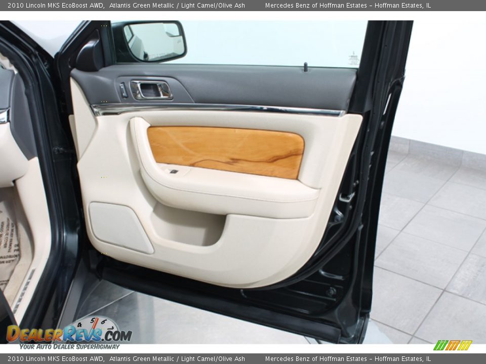 Door Panel of 2010 Lincoln MKS EcoBoost AWD Photo #13