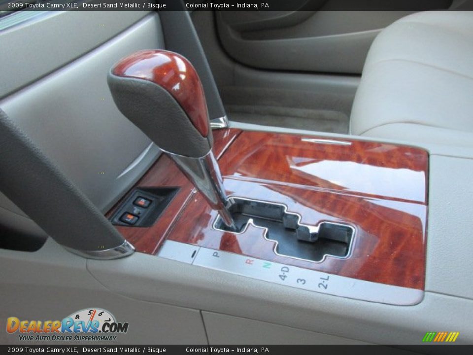 2009 Toyota Camry XLE Shifter Photo #13