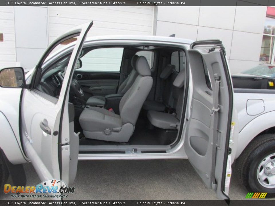 2012 Toyota Tacoma SR5 Access Cab 4x4 Silver Streak Mica / Graphite Photo #10