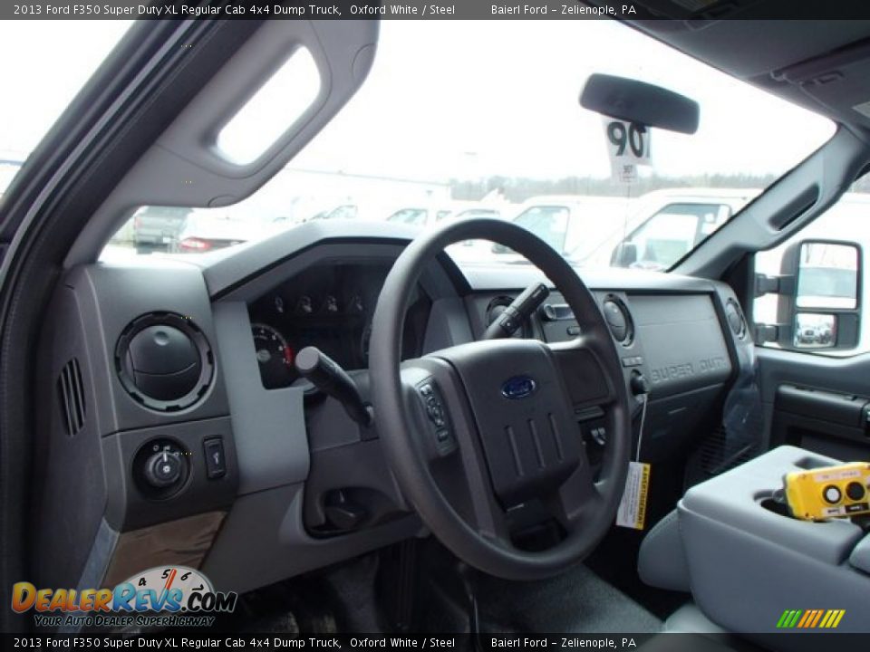 Dashboard of 2013 Ford F350 Super Duty XL Regular Cab 4x4 Dump Truck Photo #10