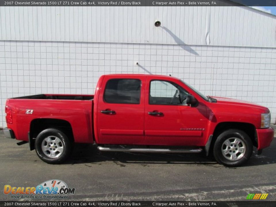 2007 Chevrolet Silverado 1500 LT Z71 Crew Cab 4x4 Victory Red / Ebony Black Photo #2