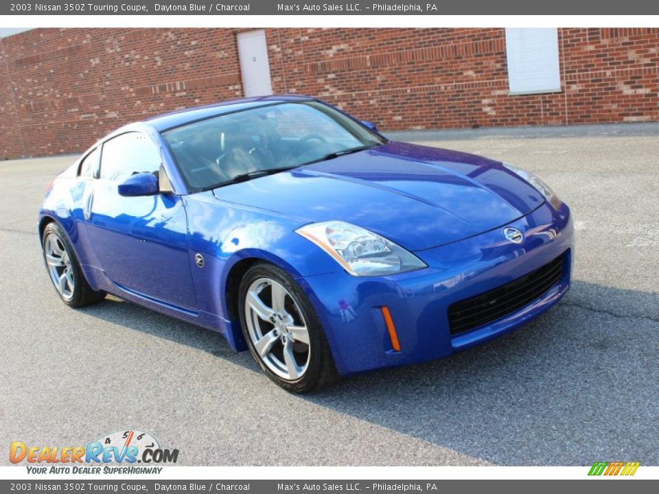 Front 3/4 View of 2003 Nissan 350Z Touring Coupe Photo #16