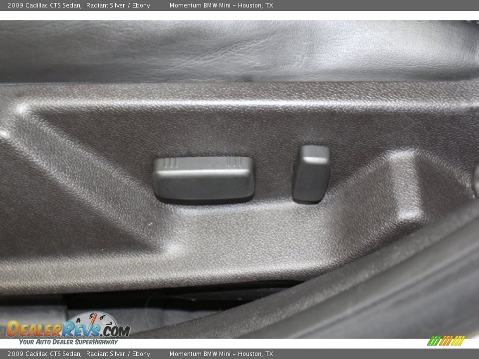 2009 Cadillac CTS Sedan Radiant Silver / Ebony Photo #17